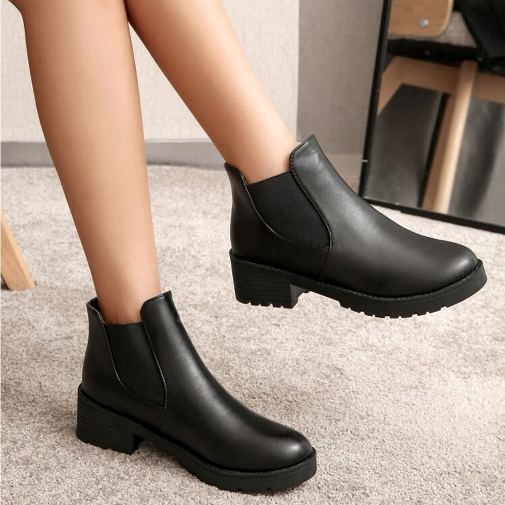 Women’s boots